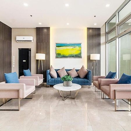 Desna By J&J Homes At Avida Towers Riala T3 Cebu ภายนอก รูปภาพ